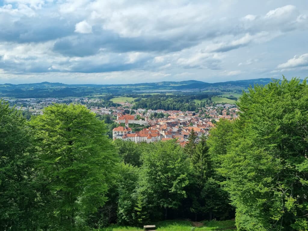 Aussicht über die Stadt Füssen vom Kalvarienberg aus