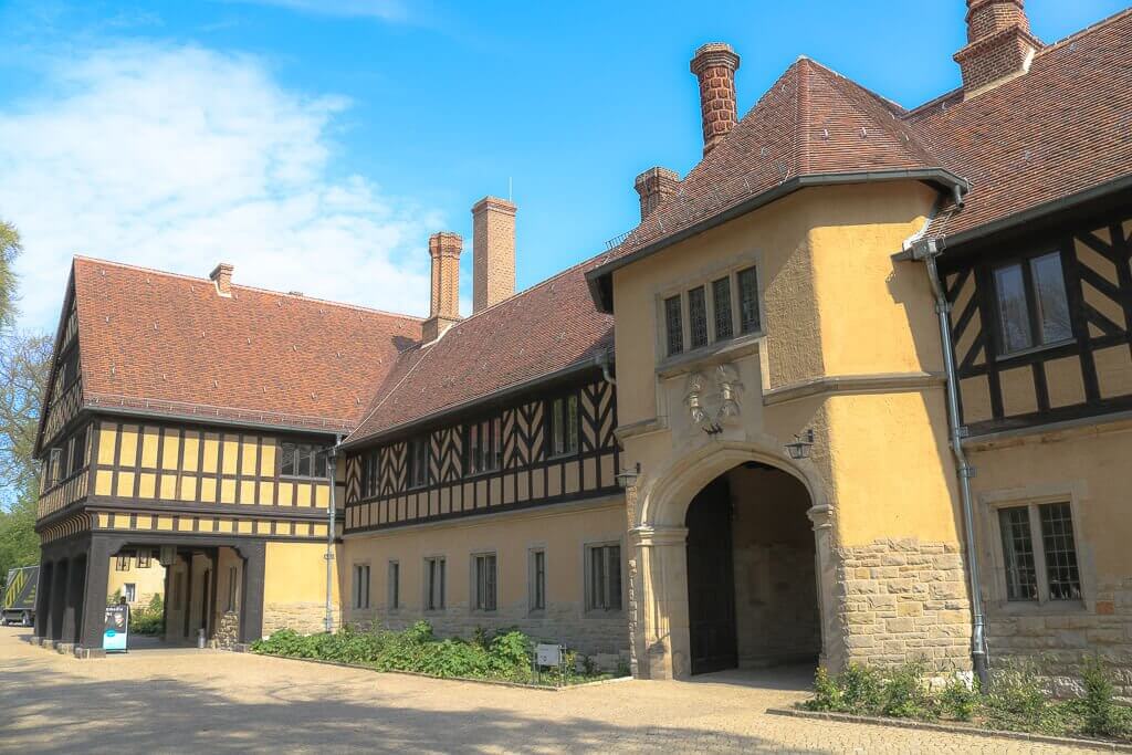 Potsdam - Schloss Cecilienhof - Frontansicht