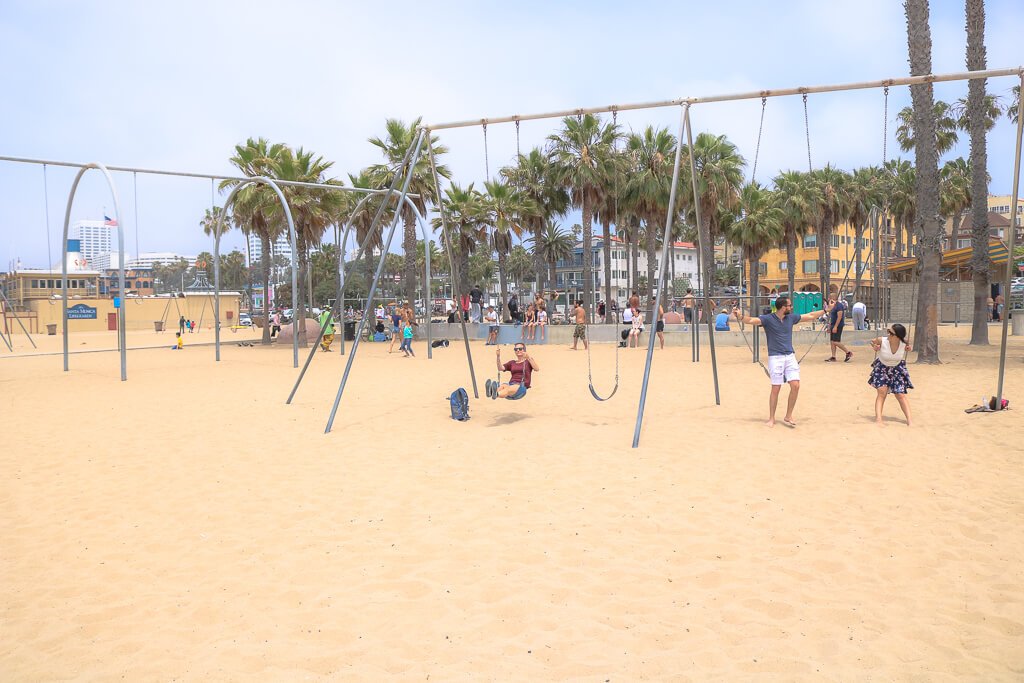 Schaukeln am Strand von Santa Monica