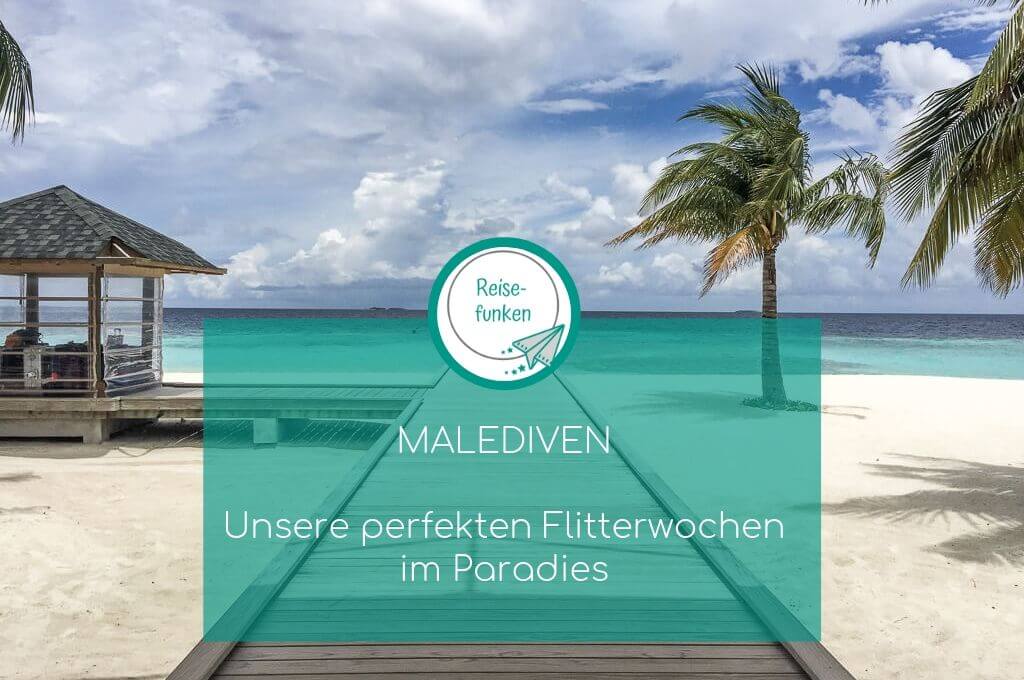 Malediven - Ankunftssteg -Palmen - Meer - Strand